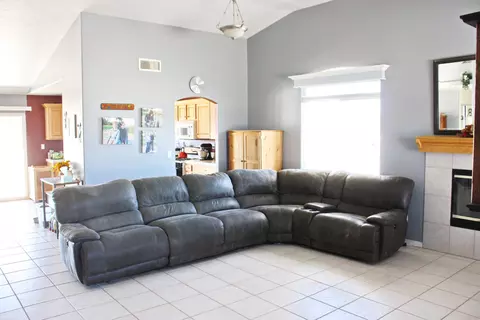 3326 Avenue H4 E, Lancaster, CA 93535 photo 5