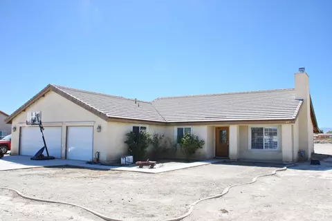 3326 Avenue H4 E, Lancaster, CA 93535 photo 1