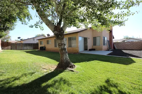 44236 Sancroft Ave, Lancaster, CA 93535 photo 17