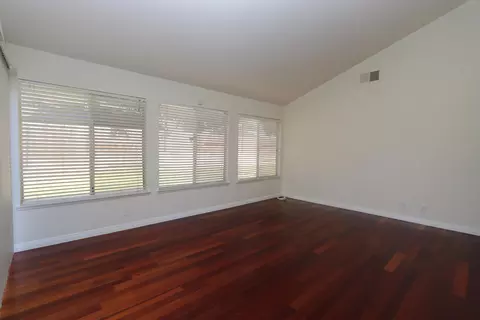 44236 Sancroft Ave, Lancaster, CA 93535 photo 8