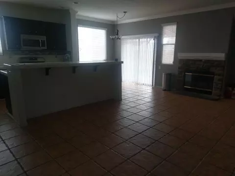 2015 Valiant St, Lancaster, CA 93536 photo 5