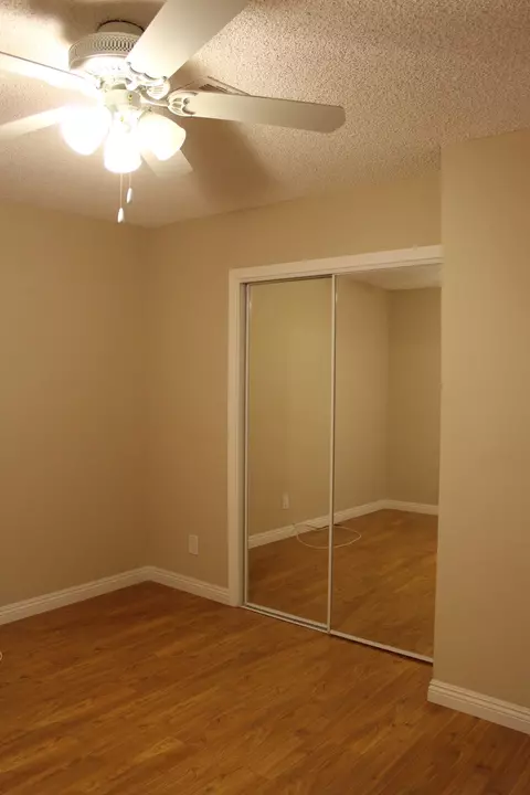 17867 Lakespring Ave, Palmdale, CA 93591 photo 20
