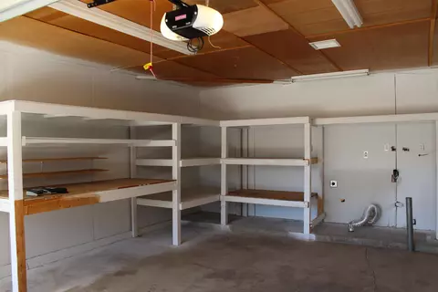 17867 Lakespring Ave, Palmdale, CA 93591 photo 4