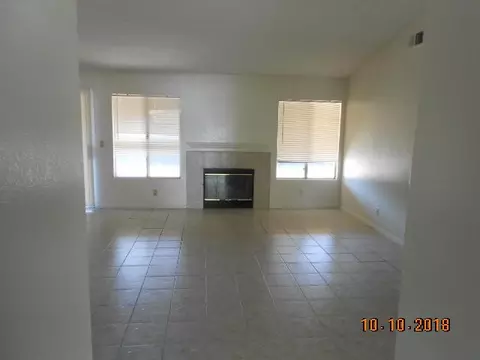 43751 Serenity Ct, Lancaster, CA 93535 photo 5