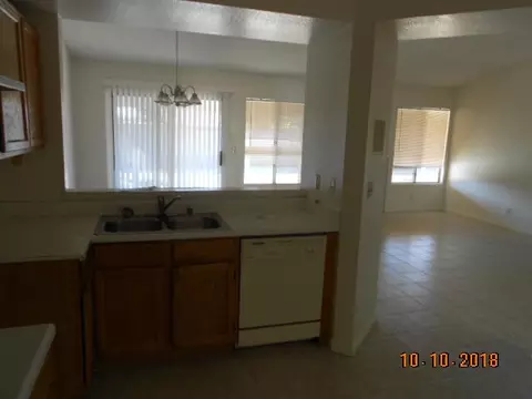 43751 Serenity Ct, Lancaster, CA 93535 photo 9