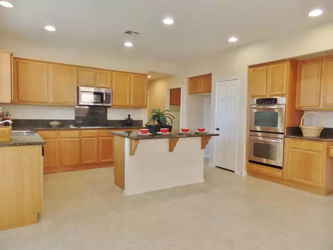 43824 Spring St, Lancaster, CA 93536 photo 7