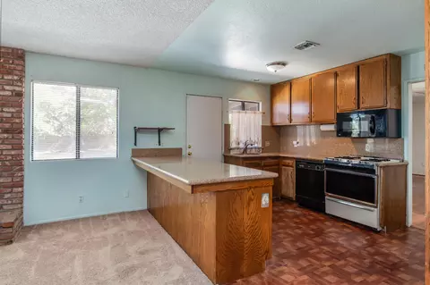 44244 8th St E, Lancaster, CA 93535 photo 6