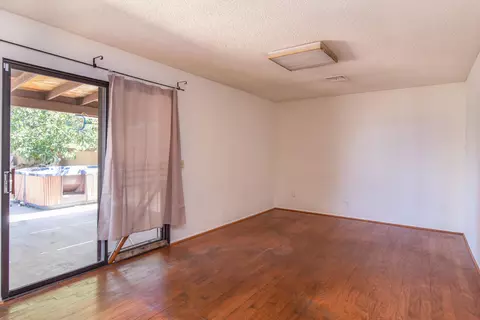 44244 8th St E, Lancaster, CA 93535 photo 8