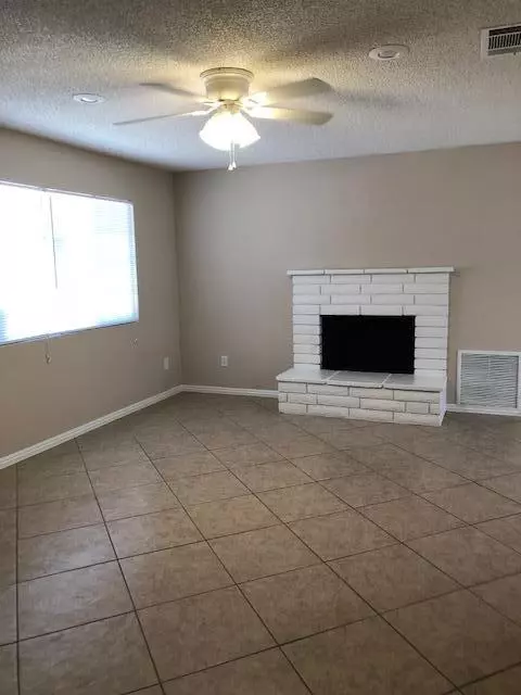41032 159th St E, Lancaster, CA 93535 photo 3