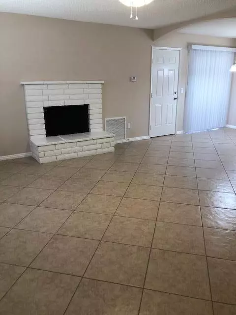 41032 159th St E, Lancaster, CA 93535 photo 4