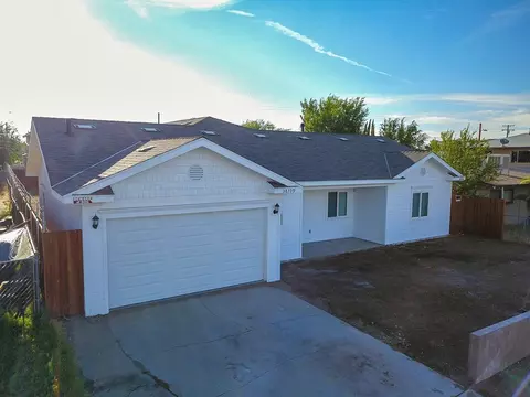38709 5th St E, Palmdale, CA 93550 photo 4