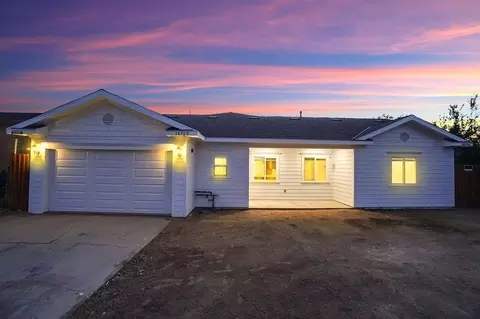 38709 5th St E, Palmdale, CA 93550 photo 1