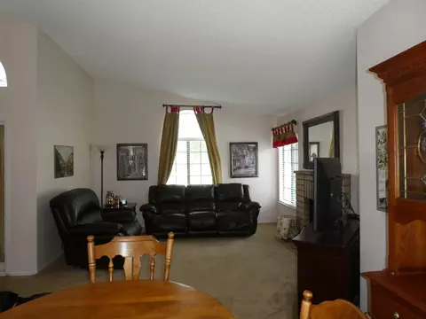 45006 Denmore Ave, Lancaster, CA 93535 photo 6