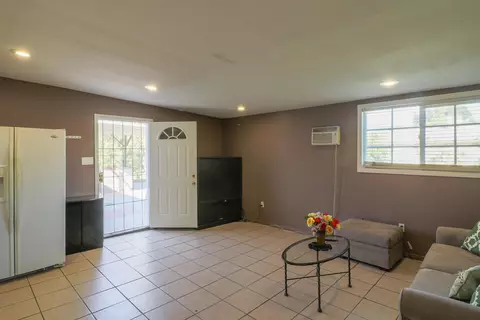 38946 2nd St E, Palmdale, CA 93550 photo 21