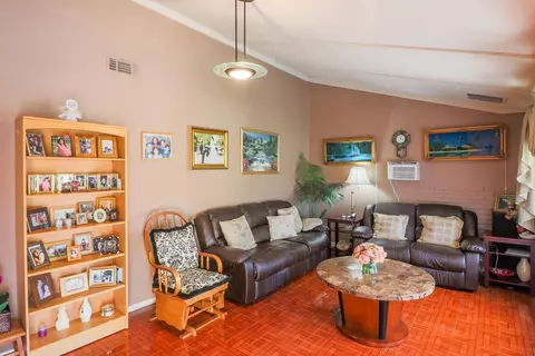 38946 2nd St E, Palmdale, CA 93550 photo 7
