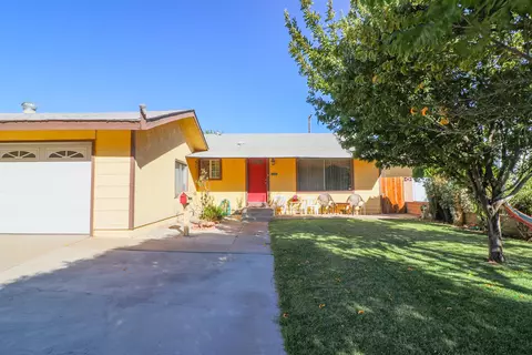 38946 2nd St E, Palmdale, CA 93550 photo 2