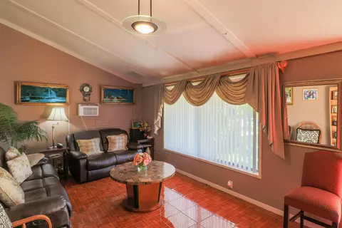 38946 2nd St E, Palmdale, CA 93550 photo 6