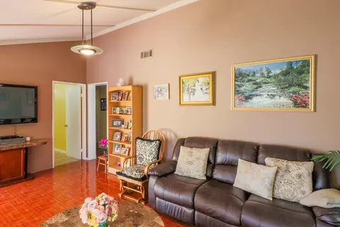 38946 2nd St E, Palmdale, CA 93550 photo 8