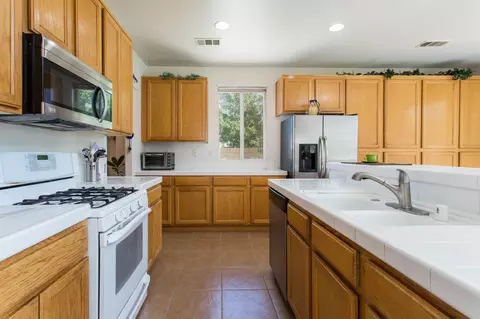 3518 Springview Way, Palmdale, CA 93551 photo 4