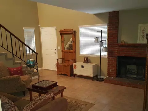 43743 Alain Ct, Lancaster, CA 93535 photo 5