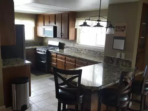 43743 Alain Ct, Lancaster, CA 93535 photo 8