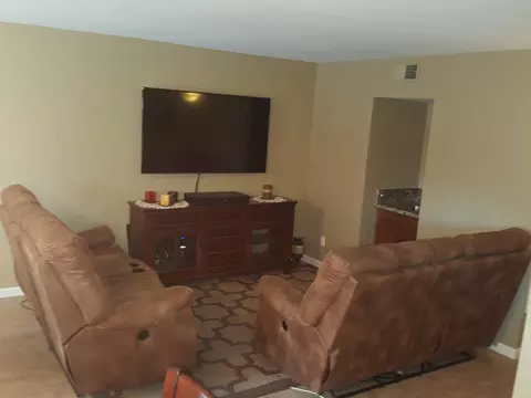 43743 Alain Ct, Lancaster, CA 93535 photo 6