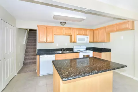 44538 Anvers Ave, Lancaster, CA 93534 photo 6
