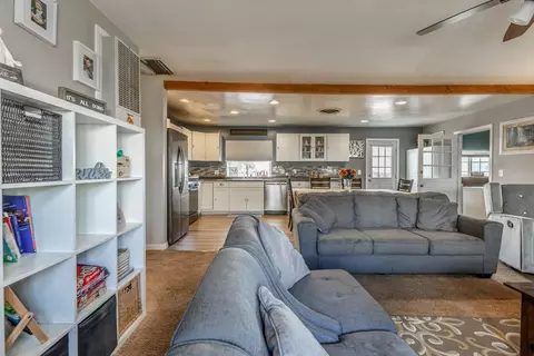 46125 100th St E, Lancaster, CA 93535 photo 3
