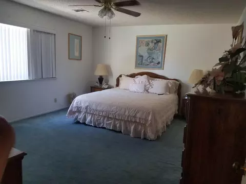 1733 Avenue K E, Lancaster, CA 93535 photo 9