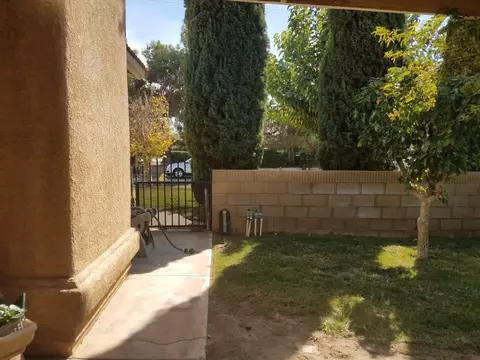 1733 Avenue K E, Lancaster, CA 93535 photo 18