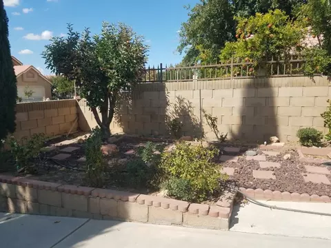 1733 Avenue K E, Lancaster, CA 93535 photo 14