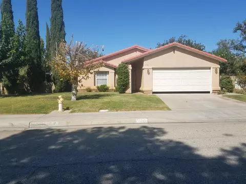 1733 Avenue K E, Lancaster, CA 93535 photo 1
