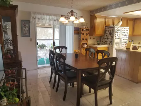 1733 Avenue K E, Lancaster, CA 93535 photo 5