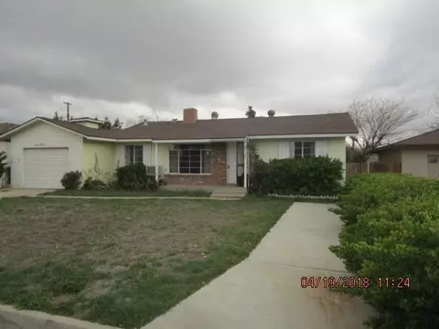 517 Pauley St S, Tehachapi, CA 93561 photo 3