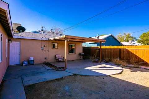 215 Avenue P1 E, Palmdale, CA 93550 photo 29
