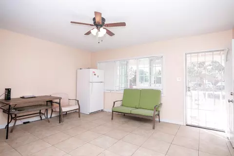 215 Avenue P1 E, Palmdale, CA 93550 photo 5