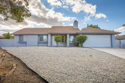 37423 Birch Tree Ln, Palmdale, CA 93550 photo 1
