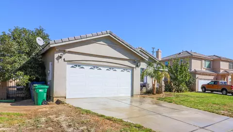1841 Lingard St E, Lancaster, CA 93535 photo 2