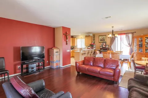 1841 Lingard St E, Lancaster, CA 93535 photo 4