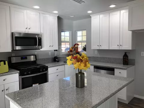 37243 Sabal Ave, Palmdale, CA 93552 photo 3
