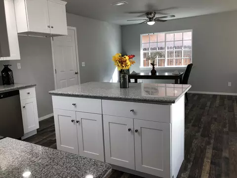 37243 Sabal Ave, Palmdale, CA 93552 photo 8