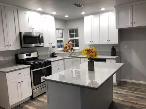37243 Sabal Ave, Palmdale, CA 93552 photo 2