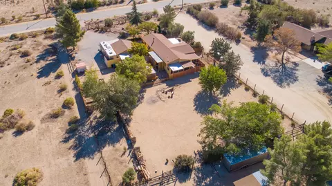 33345 165th St E, Llano, CA 93544 photo 6