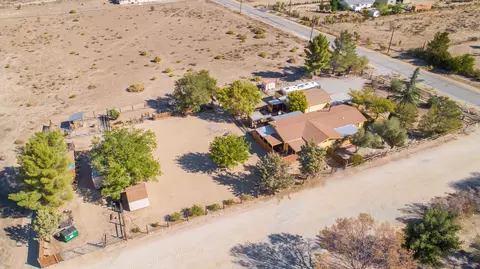 33345 165th St E, Llano, CA 93544 photo 8