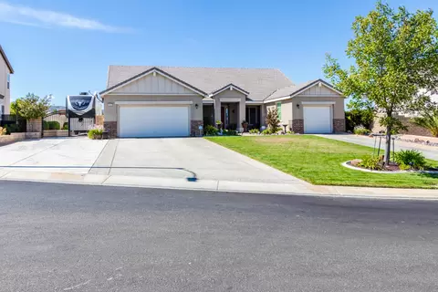 41413 Yew St, Lancaster, CA 93536 photo 1