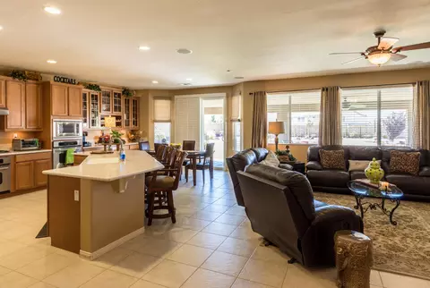 41413 Yew St, Lancaster, CA 93536 photo 7