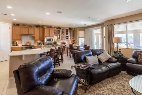 41413 Yew St, Lancaster, CA 93536 photo 12