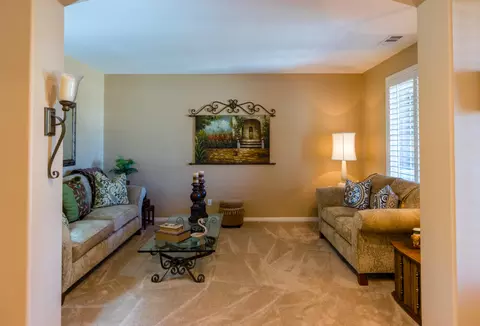 41413 Yew St, Lancaster, CA 93536 photo 5