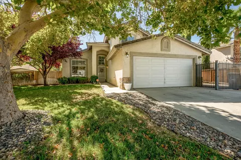 2834 Minford St, Lancaster, CA 93536 photo 3