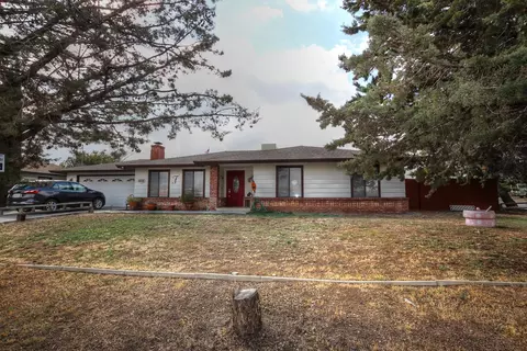 22924 Clover Spring Pl, Tehachapi, CA 93561 photo 1